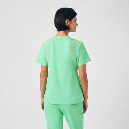 VIBE 2-Pocket V-Neck Top  | Mint Julep