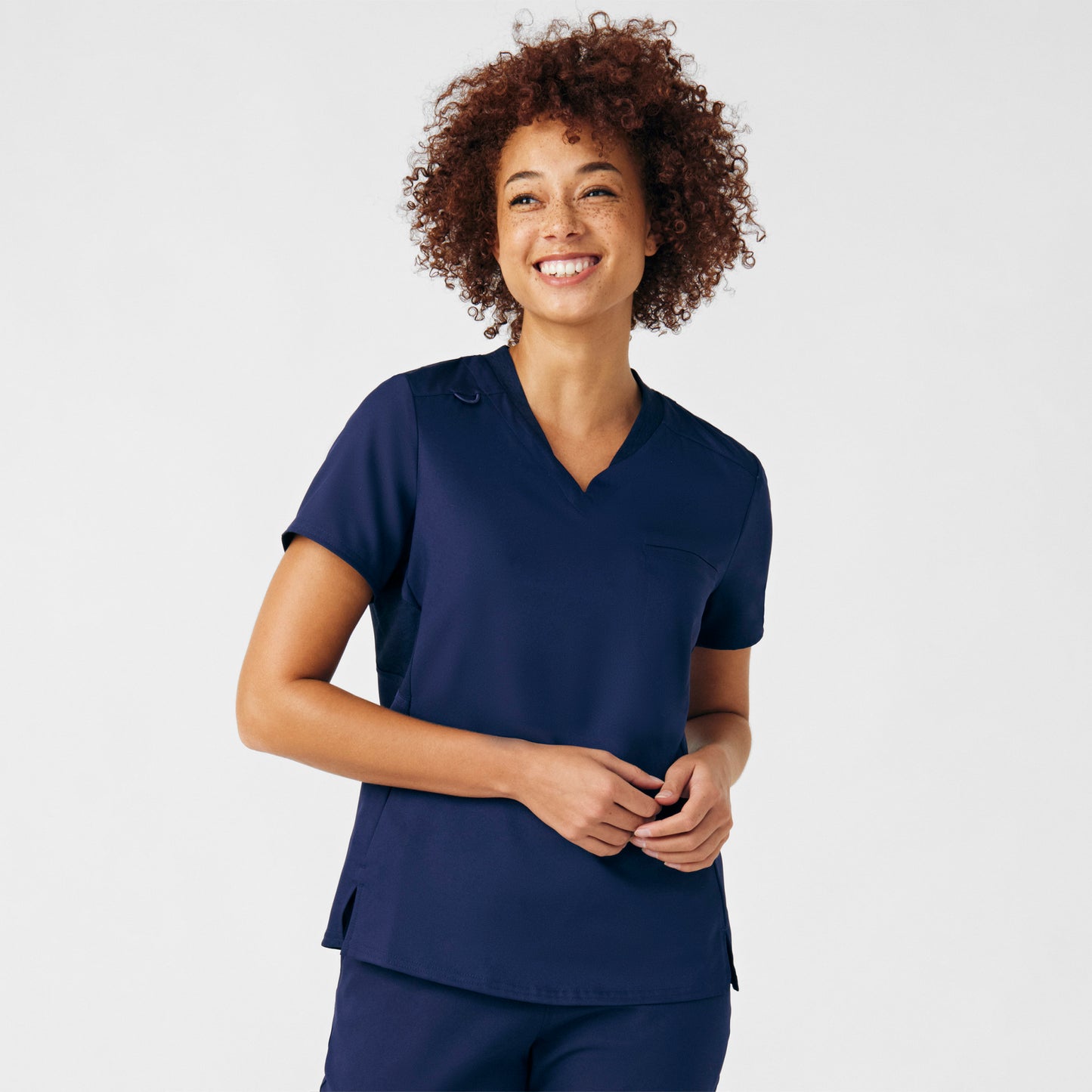 VIBE 2-Pocket V-Neck Top  | Navy