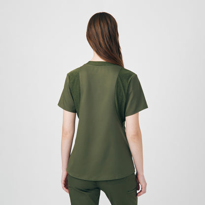 VIBE 2-Pocket V-Neck Top  | Olive