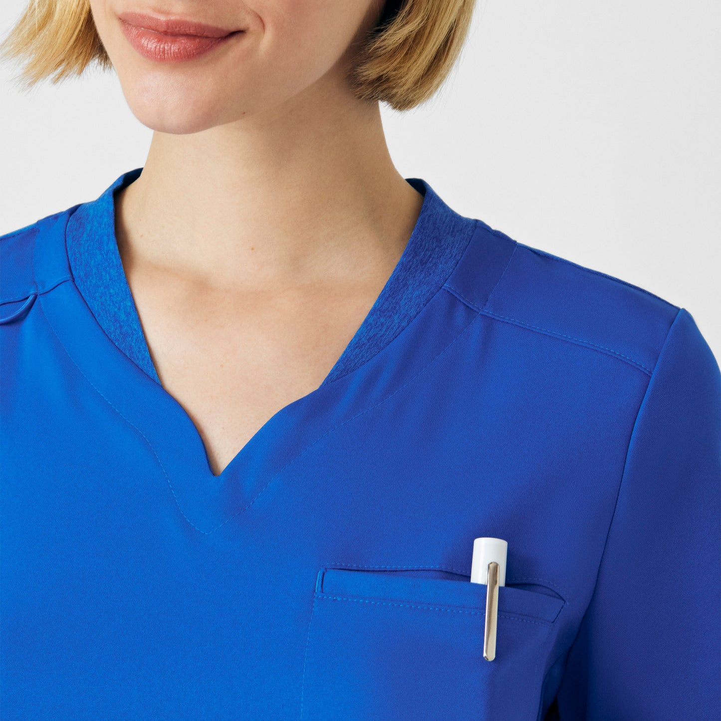 VIBE 2-Pocket V-Neck Top  | Royal