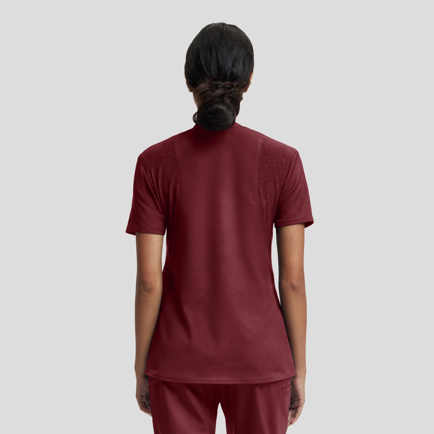 VIBE 2-Pocket V-Neck Top  | Wine