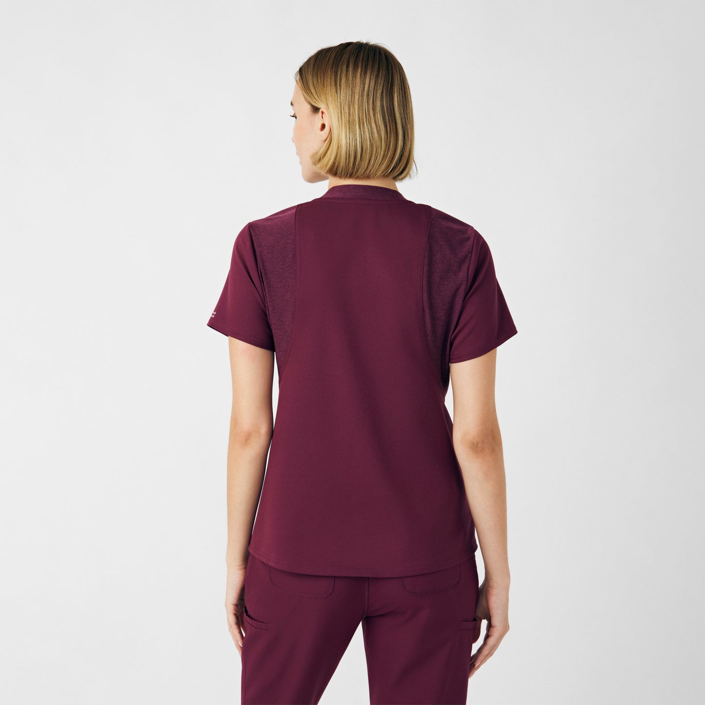 VIBE 2-Pocket V-Neck Top  | Wine