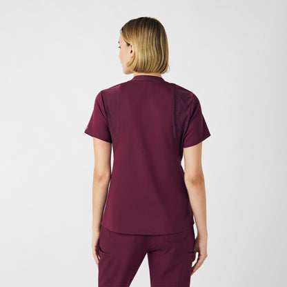 VIBE 2-Pocket V-Neck Top  | Wine
