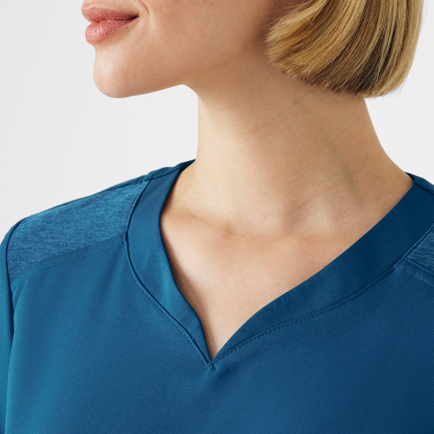 VIBE 3-Pocket V-Neck Top  | Caribbean