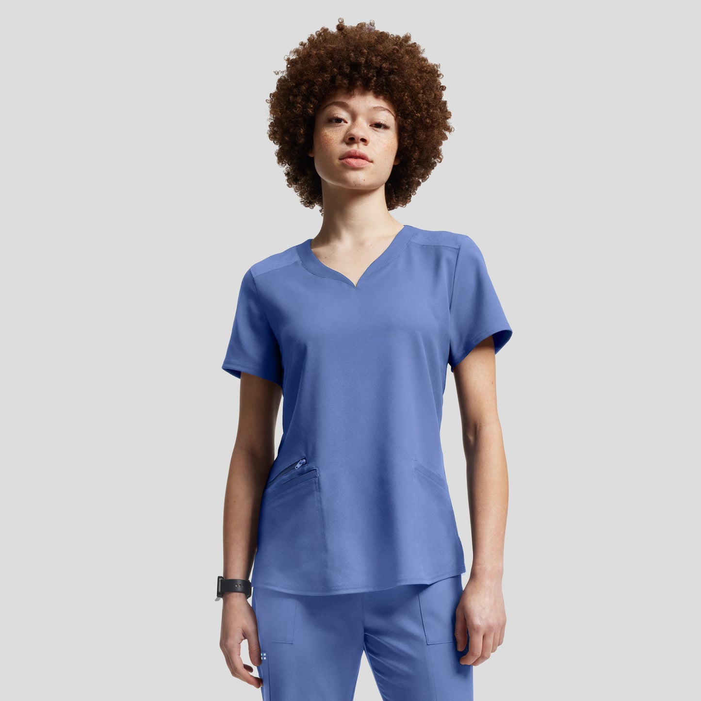 VIBE 3-Pocket V-Neck Top  | Ceil