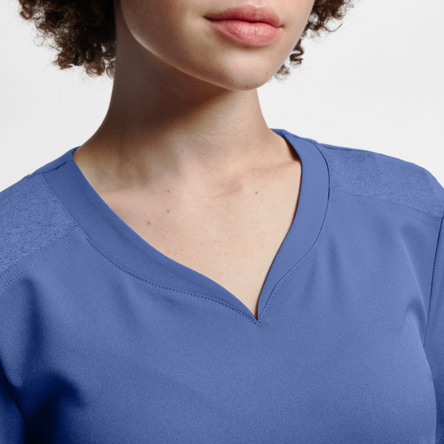 VIBE 3-Pocket V-Neck Top  | Electric Purple