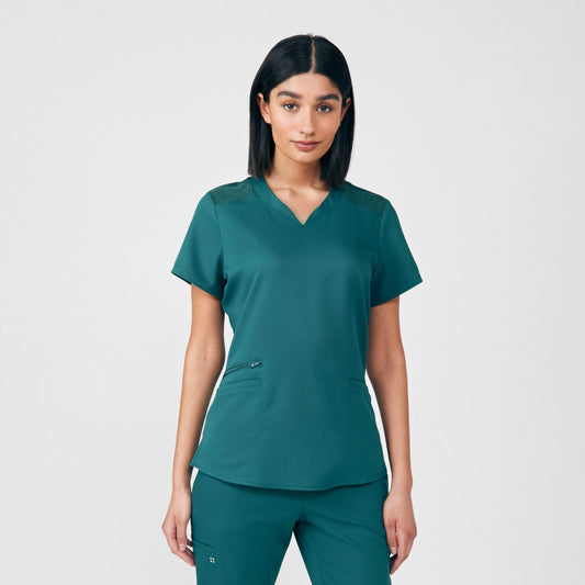 VIBE 3-Pocket V-Neck Top  | Fern
