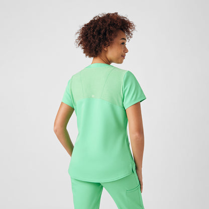 VIBE 3-Pocket V-Neck Top  | Mint Julep