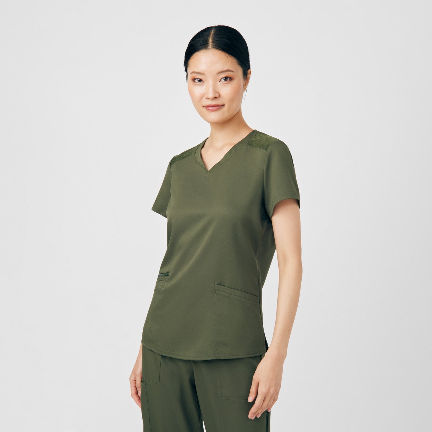 VIBE 3-Pocket V-Neck Top  | Olive