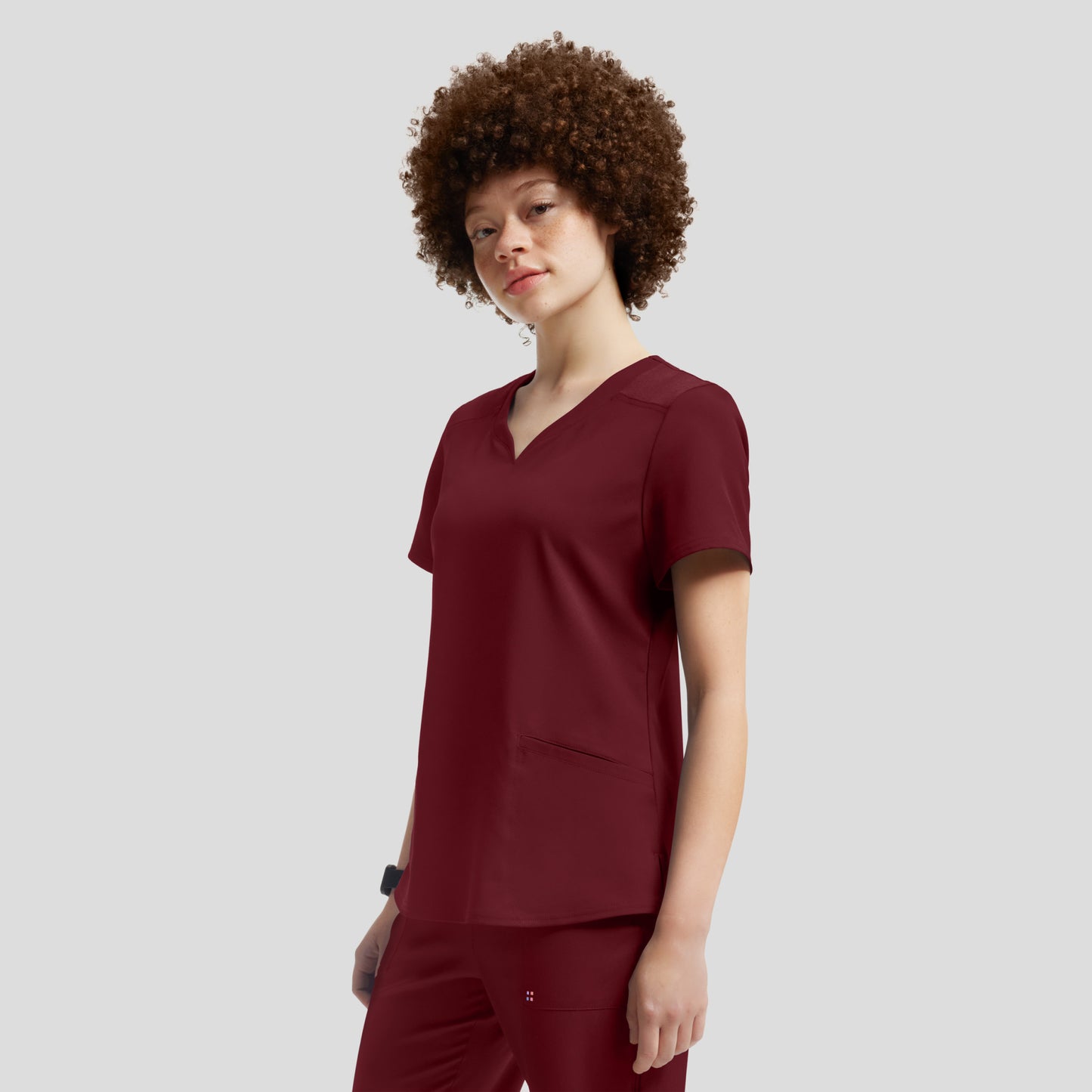 VIBE 3-Pocket V-Neck Top  | Wine