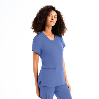 CRFT 3-Pocket V-Neck Top  | Ceileste