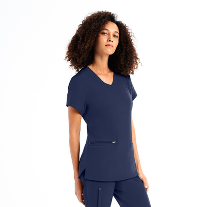 CRFT 3-Pocket V-Neck Top  | Navy