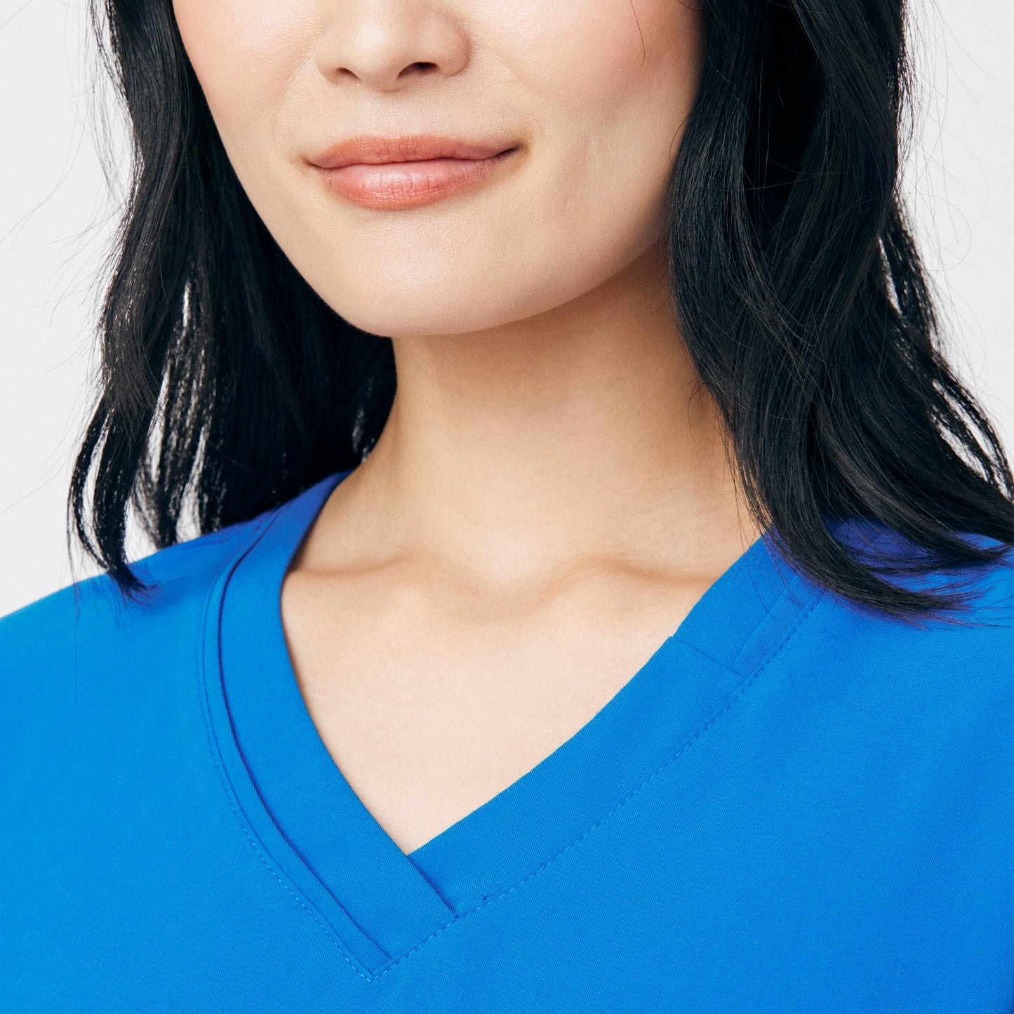 CRFT 3-Pocket V-Neck Top  | Royal