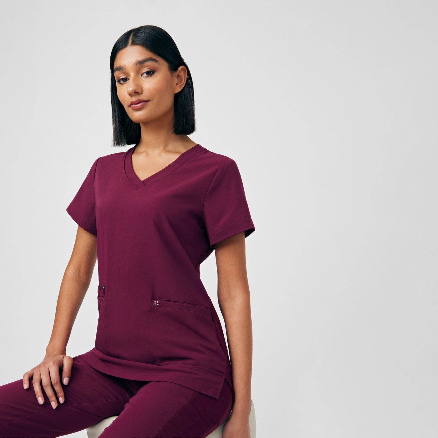 CRFT 3-Pocket V-Neck Top  | Wine