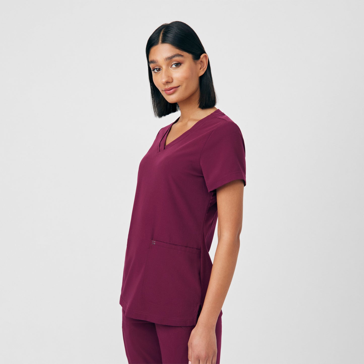 CRFT 3-Pocket V-Neck Top  | Wine