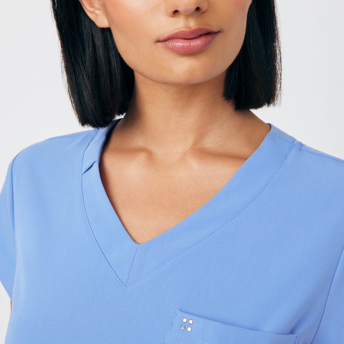 CRFT 1-Pocket V-Neck Top  | Ceileste