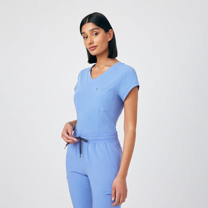 CRFT 1-Pocket V-Neck Top  | Ceileste
