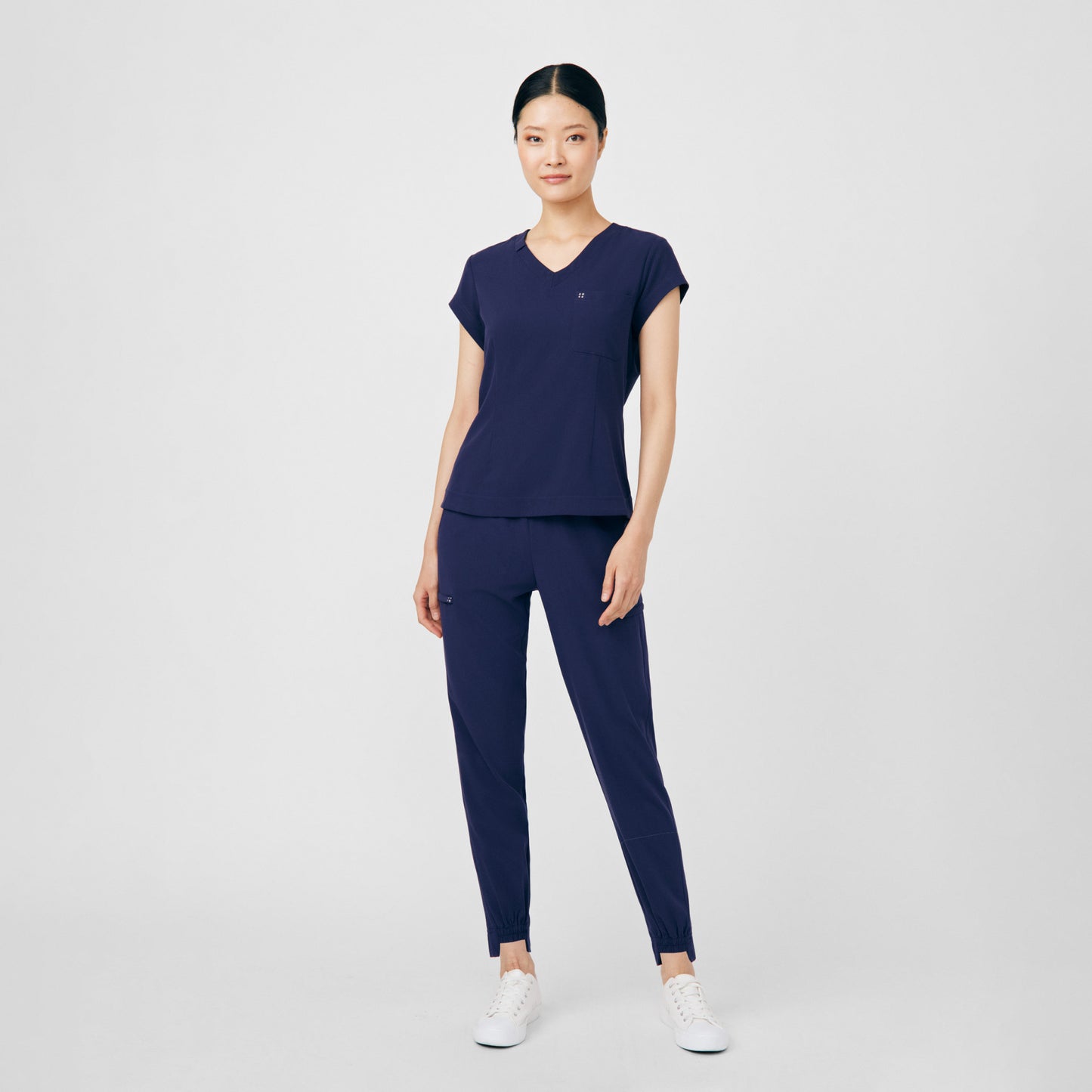 CRFT 1-Pocket V-Neck Top  | Navy