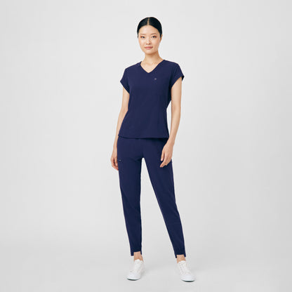 CRFT 1-Pocket V-Neck Top  | Navy