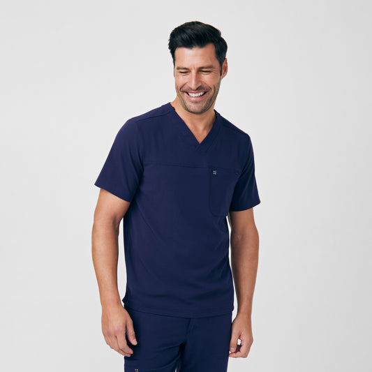 CRFT 2-Pocket V-Neck Top  | Navy