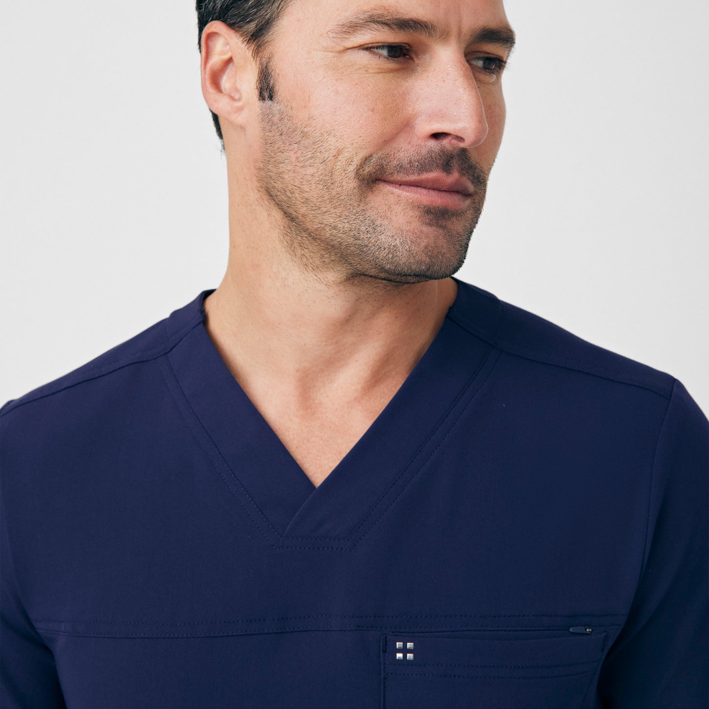 CRFT 2-Pocket V-Neck Top  | Navy