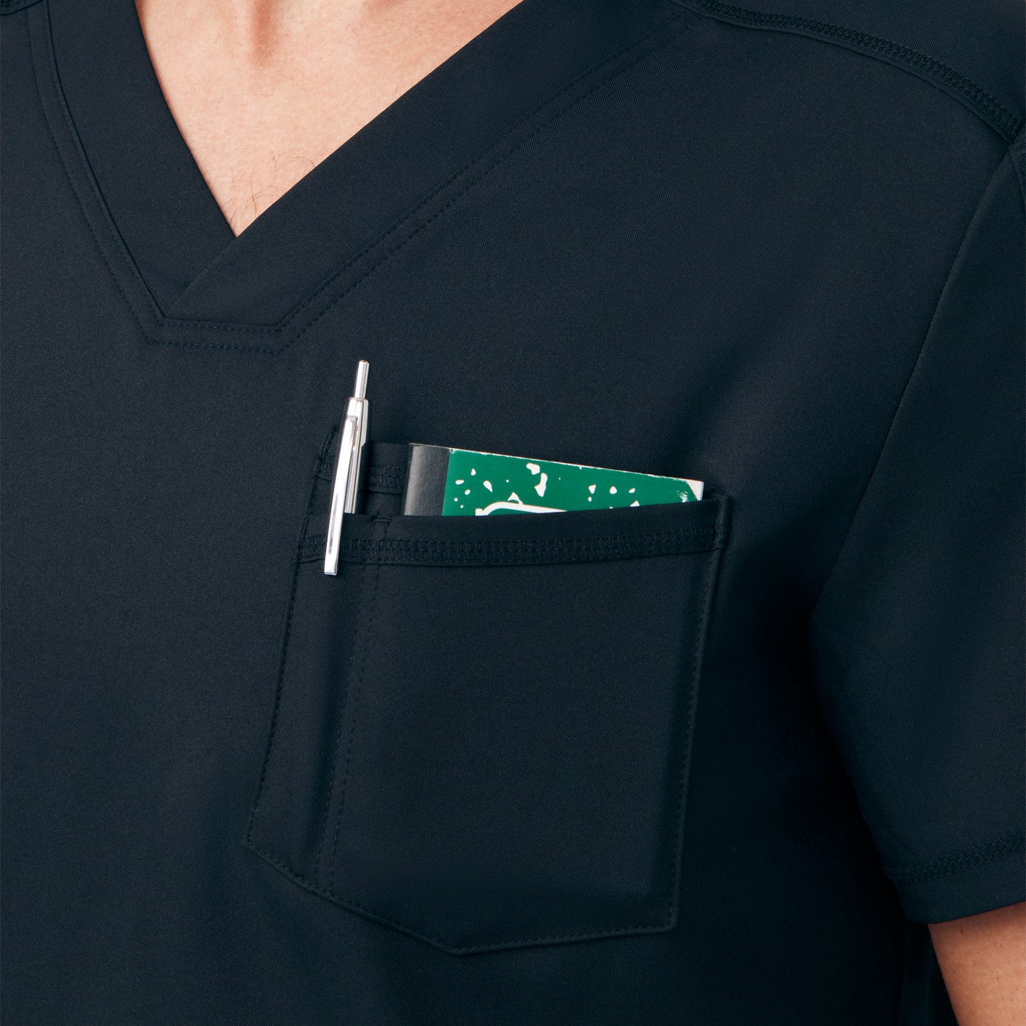 VIBE 2-Pocket V-Neck Top  | Black