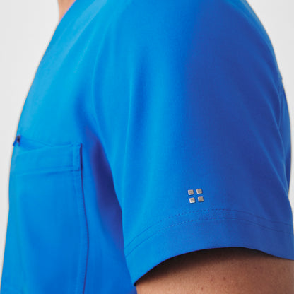 CRFT 4-Pocket V-Neck Top  | Royal