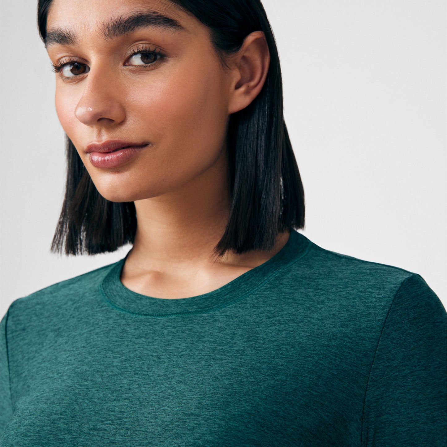 VIBE 1-Pocket Long-Sleeve Tee  | Heather Fern