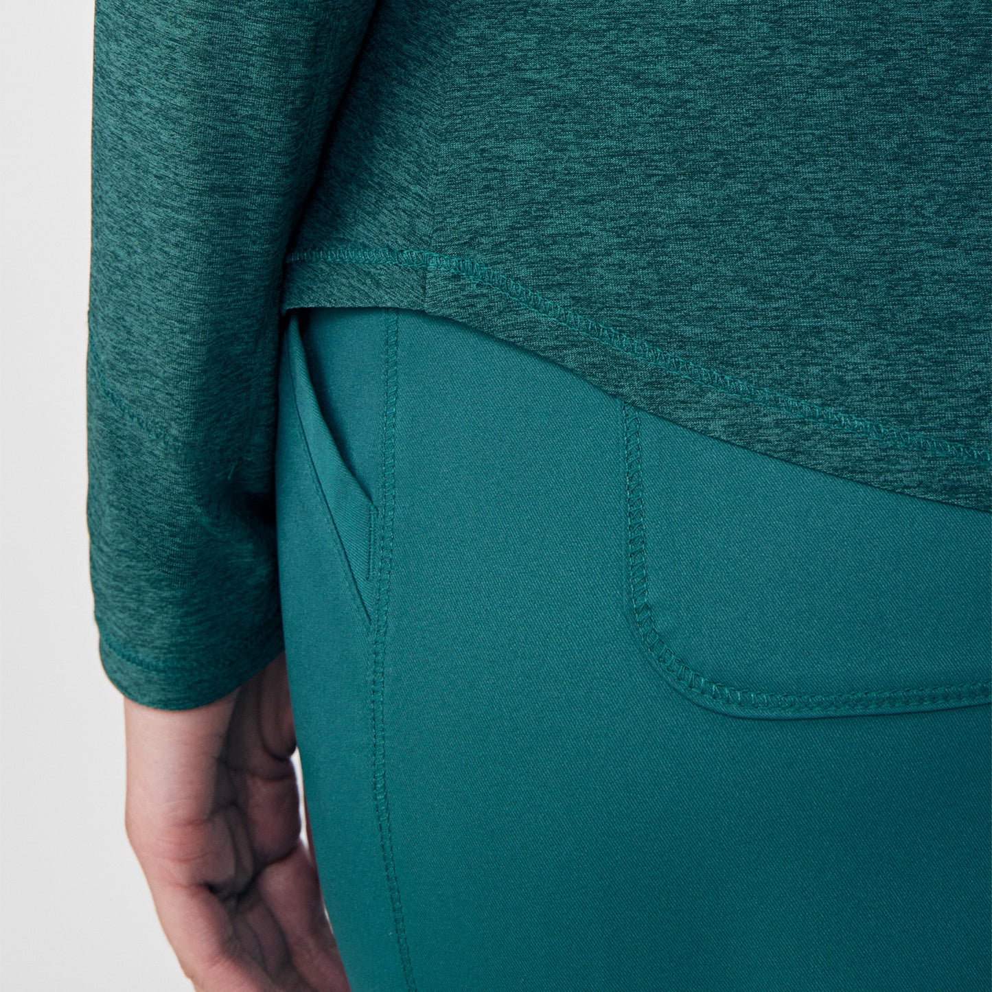 VIBE 1-Pocket Long-Sleeve Tee  | Heather Fern