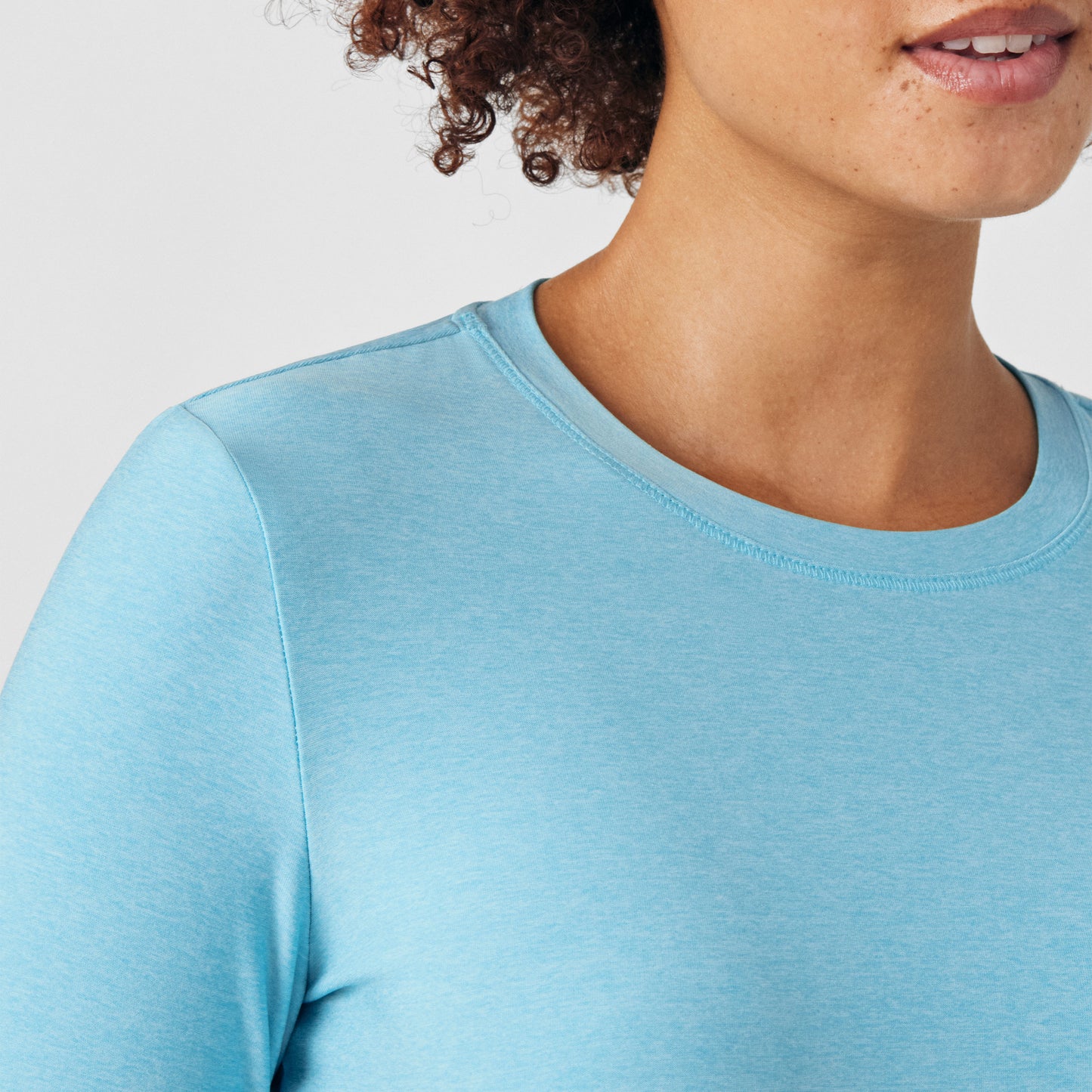 VIBE 1-Pocket Long-Sleeve Tee  | Heather Island Blue