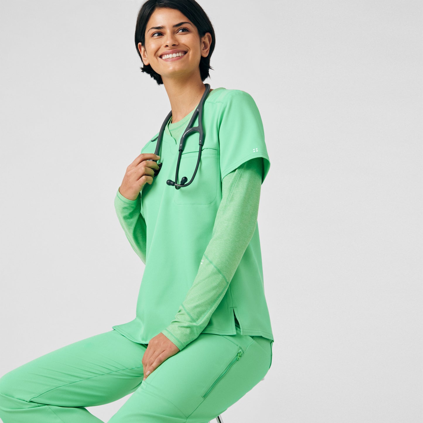 VIBE 1-Pocket Long-Sleeve Tee  | Heather Mint Julep