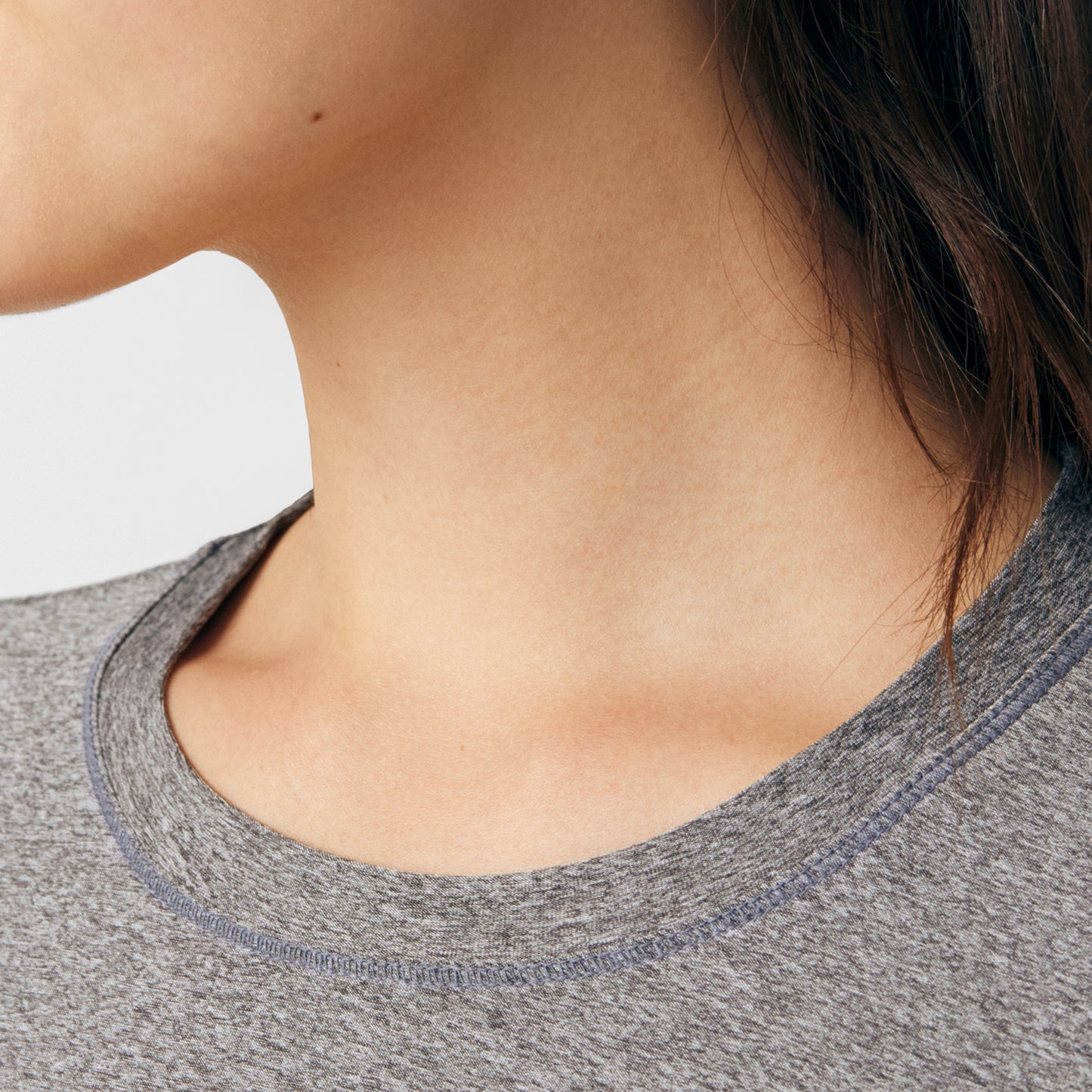 VIBE 1-Pocket Long-Sleeve Tee  | Heather Grey